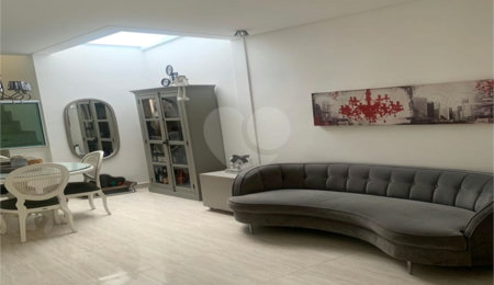 Sobrado à venda com 3 quartos, sendo 1 suíte,  em Santana, São Paulo, SP