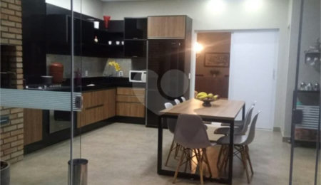 Casa à venda com 3 quartos, sendo 1 suíte,  no condomínio Ibiaram 1, Itupeva - SP