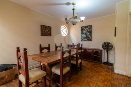 Casa Térrea à venda com 3 quartos, sendo 1 suíte, em Santo Amaro, São Paulo, SP