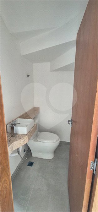 Sobrado à venda com 3 quartos, sendo 1 suíte,  em Parque Morumbi, Mogi das Cruzes, SP
