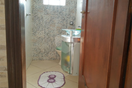 Casa Térrea à venda com 4 quartos, sendo 1 suíte,  em Vila Mazzei, São Paulo, SP