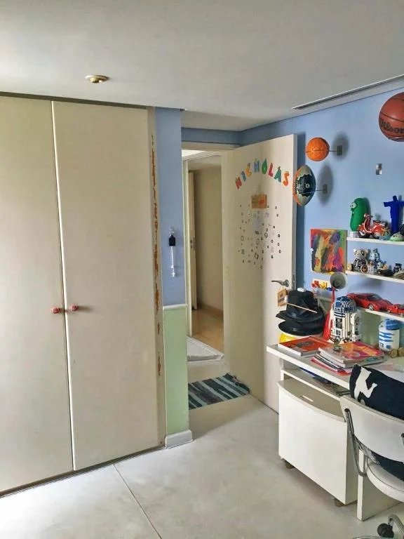 Apartamento para alugar com 4 quartos, sendo 3 suítes, em Jardim Londrina, São Paulo, SP