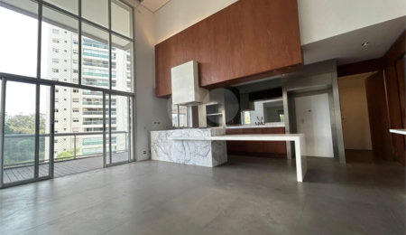 Apartamento à venda com 2 suítes em Parque do Morumbi, São Paulo, SP