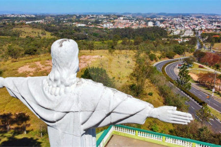 Casa à venda com 2 suítes em Bosque, Vinhedo, SP