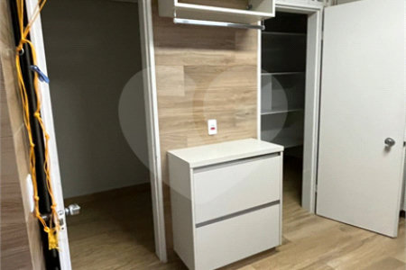 Apartamento à venda com 4 suítes em Vila Suzana, São Paulo, SP