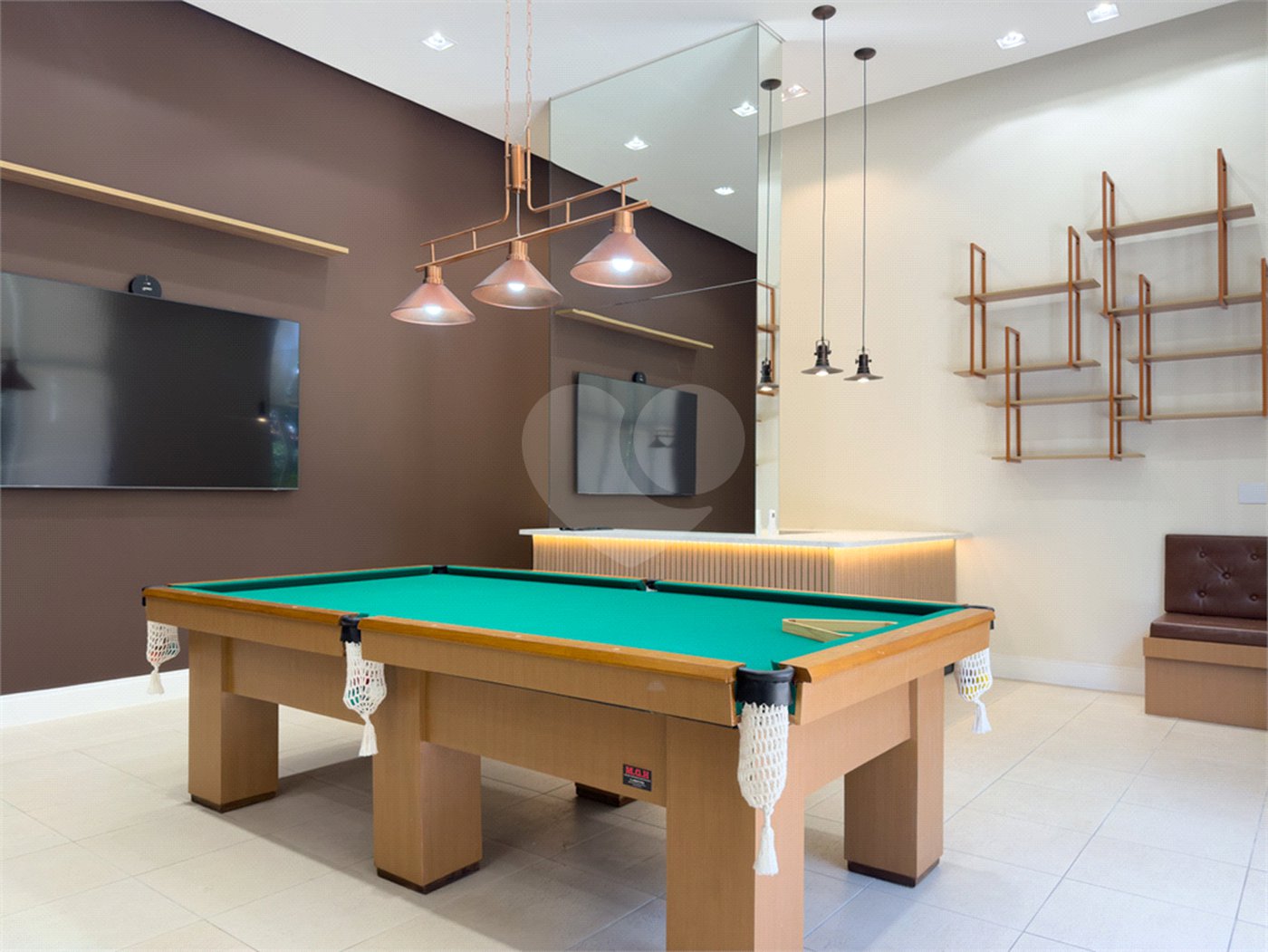 Apartamento à venda com 4 quartos, sendo 3 suítes,  em Vila Romana, São Paulo, SP
