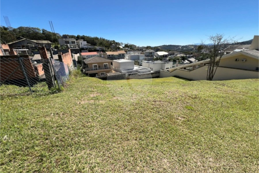 Terreno à venda no condomínio Água Verde, Atibaia - SP