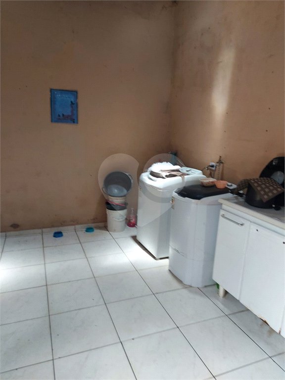 Casa à venda com 4 quartos, sendo 1 suíte, em Terra da Uva, Louveira, SP