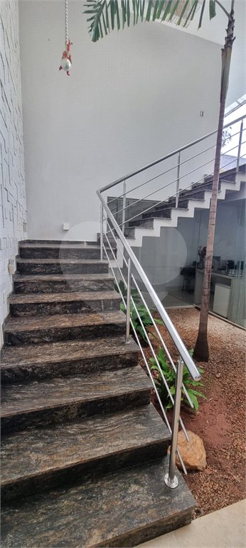 Casa à venda com 5 quartos, sendo 2 suítes, no condomínio Swiss Park, São Bernardo do Campo - SP