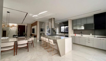 Casa à venda com 3 suítes no condomínio Bella Città - Fazenda Rodeio, Mogi das Cruzes - SP