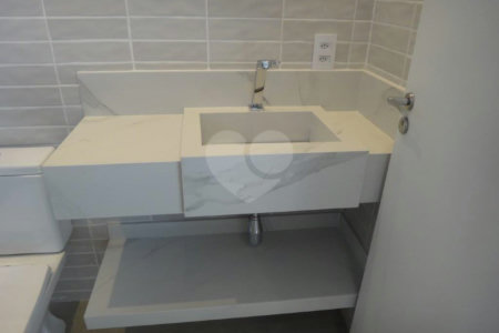 Casa à venda com 3 quartos, sendo 2 suítes,  em Mirandópolis, São Paulo, SP