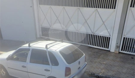 Casa à venda com 3 quartos, sendo 1 suíte,  em Nova Cerejeira, Atibaia, SP