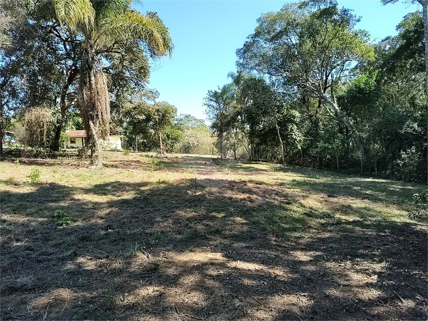 Sítio à venda com 3 quartos, sendo 1 suíte,  em Da Barra, Salto de Pirapora, SP
