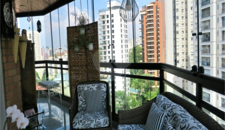 Apartamento à venda com 3 quartos, sendo 2 suítes,  em Jardim Parque Morumbi, São Paulo, SP