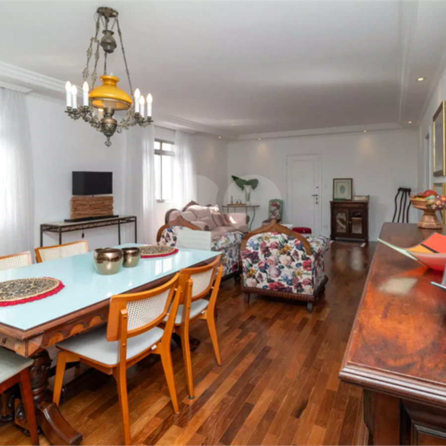 Apartamento para alugar com 4 quartos, sendo 1 suíte, em Perdizes, São Paulo, SP