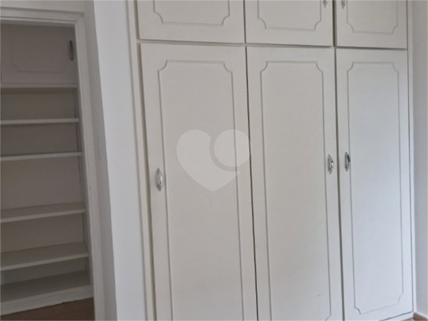 Apartamento à venda com 3 quartos, sendo 1 suíte,  em Santana, São Paulo, SP
