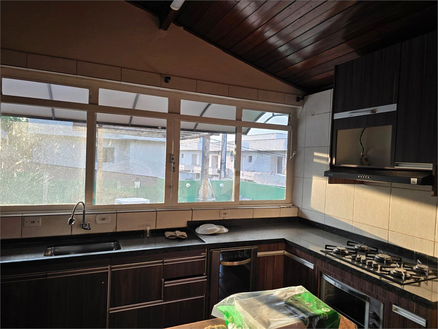 Casa à venda com 2 quartos em Ressaca, Atibaia, SP