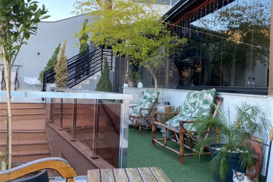 Casa à venda com 7 quartos, sendo 6 suítes,  no Brasilândia, São Paulo, SP
