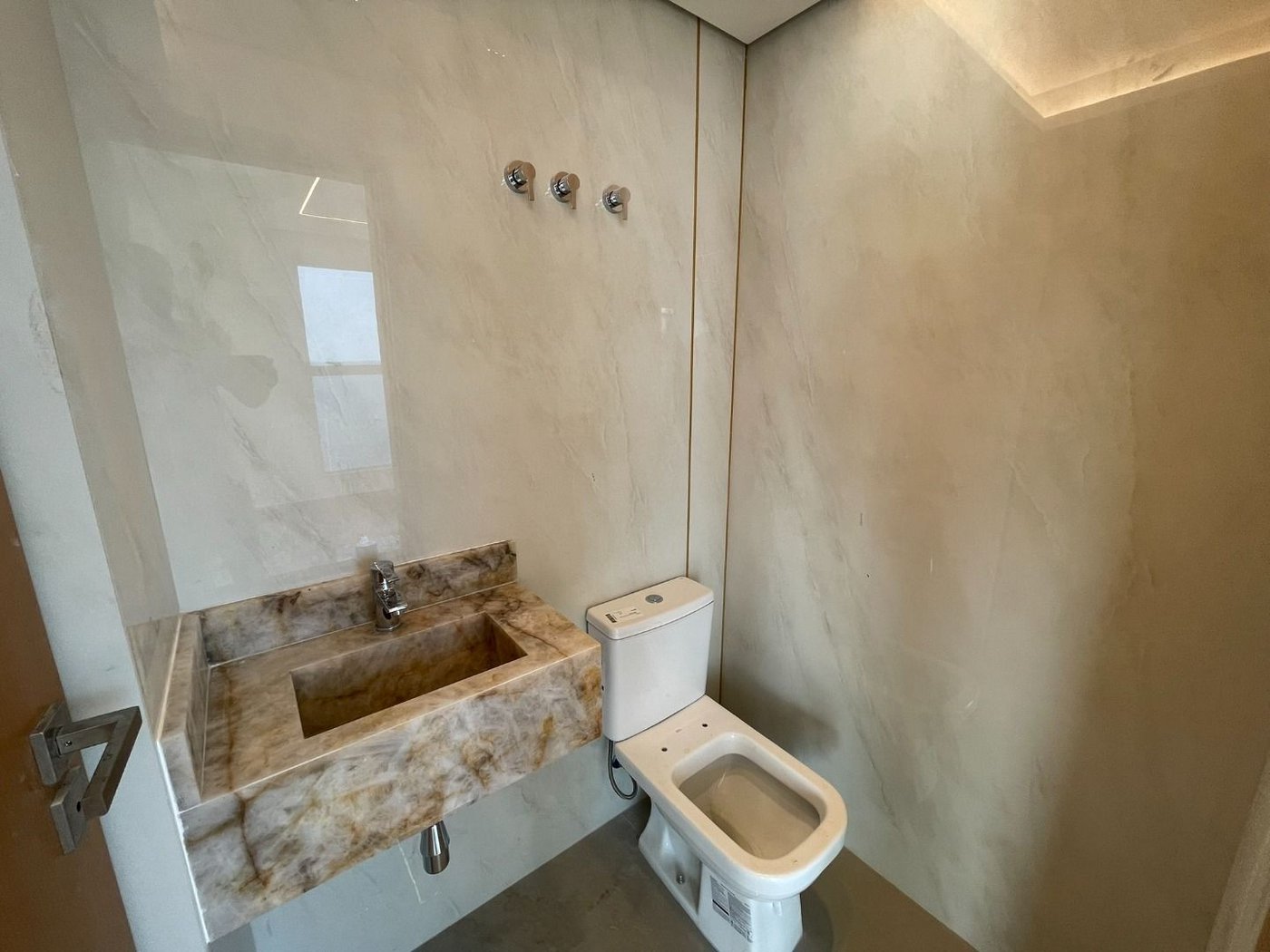 Cobertura com 3 dormitórios à venda, 238 m² por R$ 5.500.000,00 - Embaré - Santos/SP