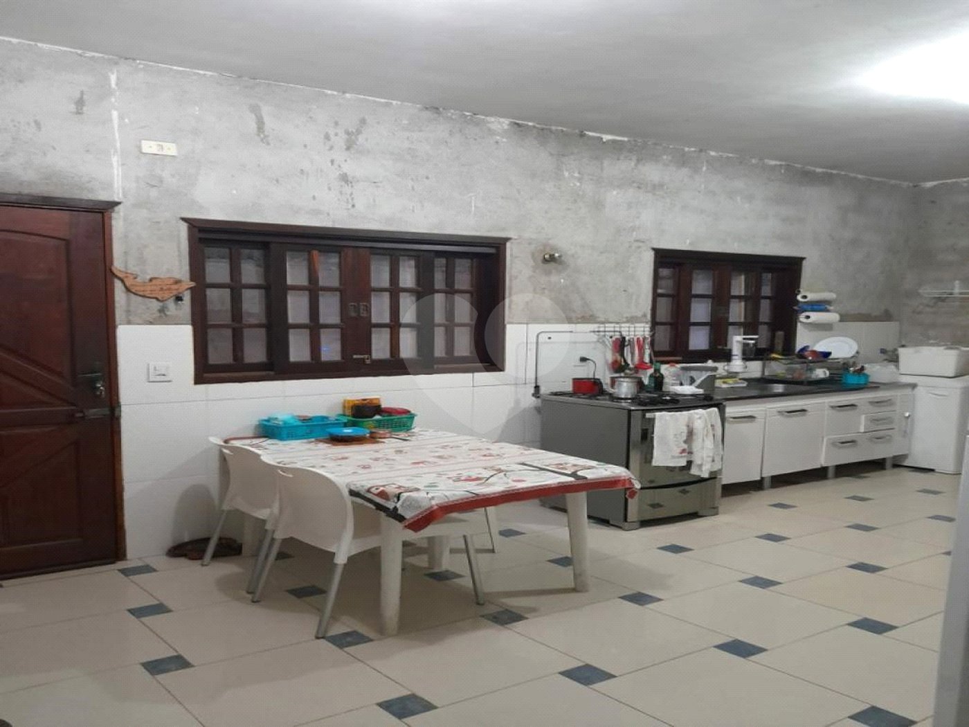 Casa à venda com 4 quartos, sendo 1 suíte, em City Bussocaba, Osasco, SP