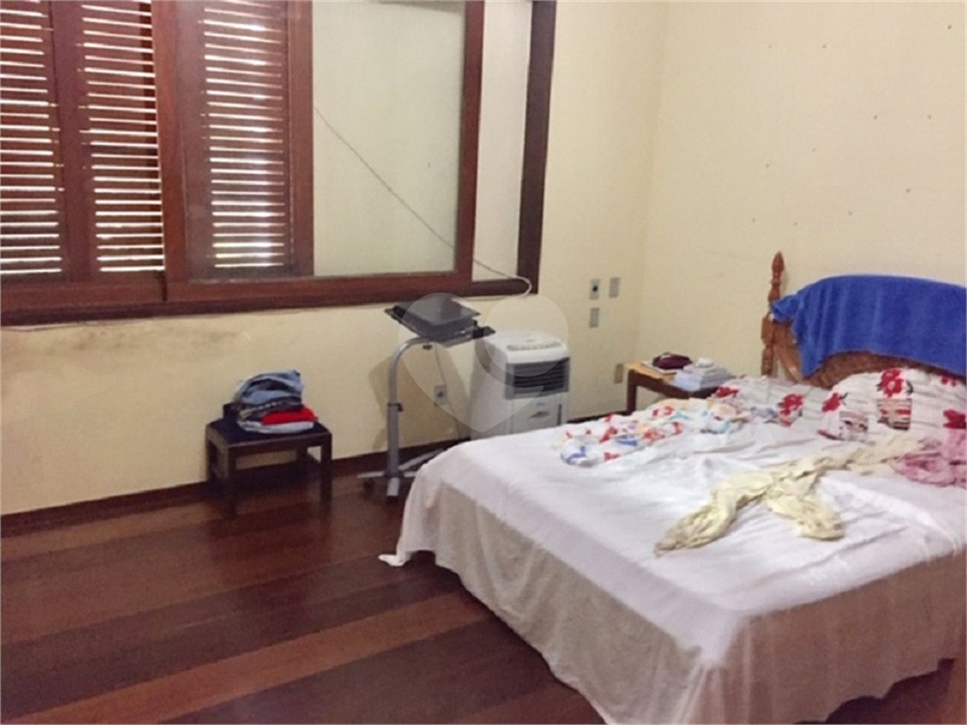 Sobrado à venda com 5 quartos, sendo 2 suítes,  em Tremembé, São Paulo, SP