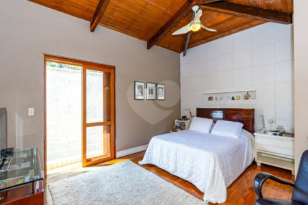Casa à venda ou para alugar com 4 suítes em Morumbi, São Paulo, SP