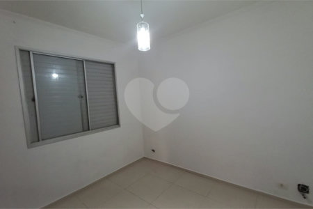 Apartamento à venda com 3 quartos em Jardim Londrina, São Paulo, SP