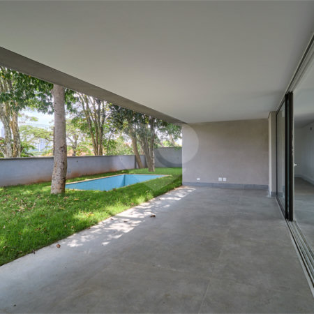 Casa à venda com 4 suítes no condomínio Liló, São Paulo - SP