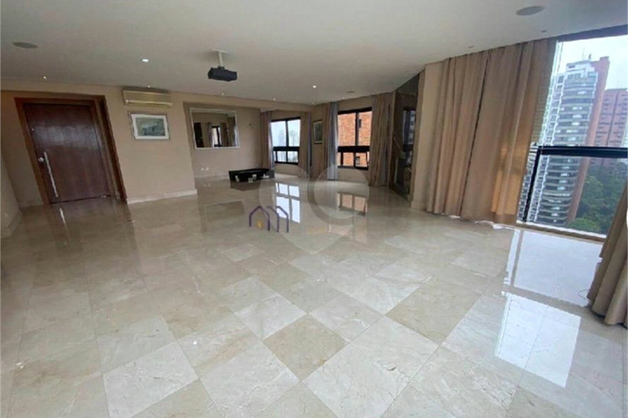 Apartamento à venda com 3 suítes em Morumbi, São Paulo, SP
