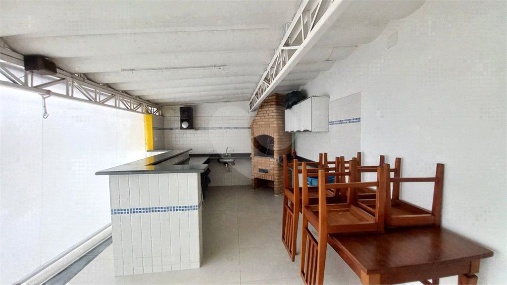 Sobrado à venda com 3 quartos, sendo 1 suíte, em Vila Gomes, São Paulo, SP