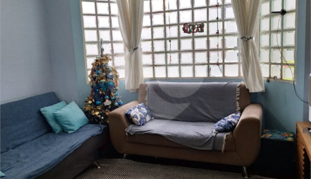 Sobrado à venda com 3 quartos, sendo 1 suíte, em Vila Irmãos Arnoni, São Paulo, SP