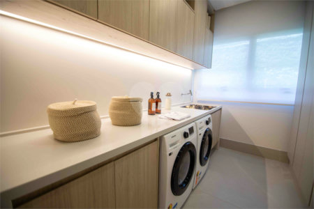 Apartamento à venda com 4 suítes em Moema, São Paulo, SP