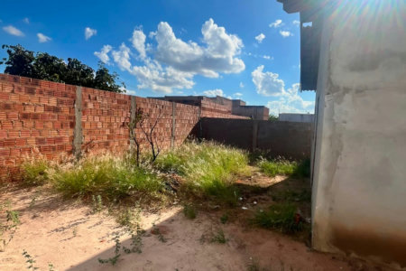 Casa à venda com 2 quartos em Real Park, Três Lagoas, MS