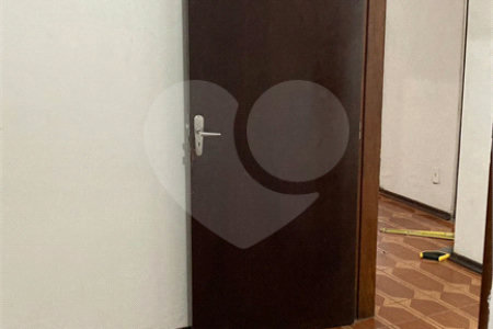 Casa Térrea à venda com 5 quartos, sendo 2 suítes, em Vila Trujillo, Sorocaba, SP