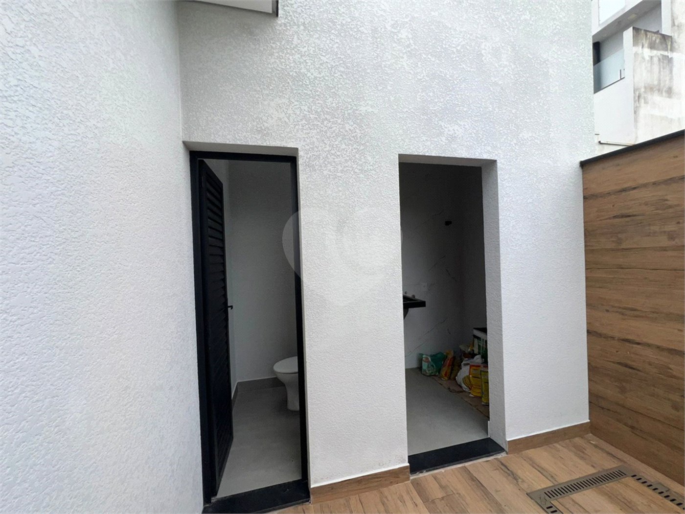 Casa à venda com 3 quartos, sendo 1 suíte, no condomínio Horto Florestal Villagio, Sorocaba - SP