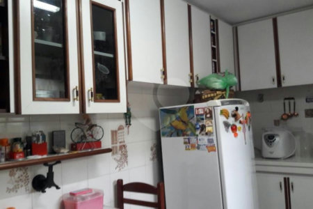 Sobrado à venda com 2 quartos, sendo 1 suíte,  em Vila Paulicéia, São Paulo, SP