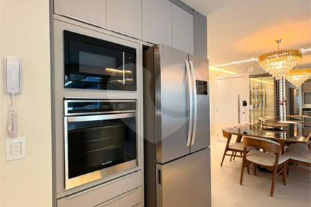 Apartamento à venda com 3 suítes em Balneário Perequê, Porto Belo, SC