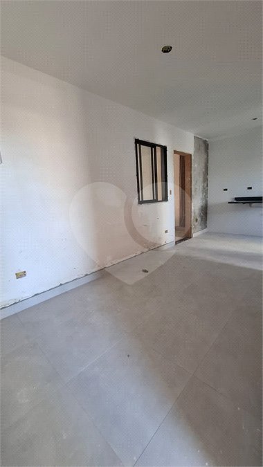 Apartamento à venda com 2 quartos, sendo 1 suíte,  em Vila Constança, São Paulo, SP