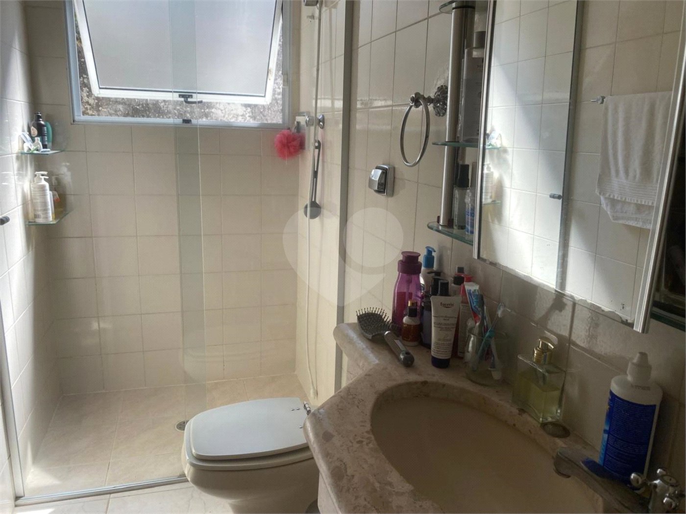 Sobrado à venda com 3 quartos, sendo 1 suíte,  em Vila Ipojuca, São Paulo, SP