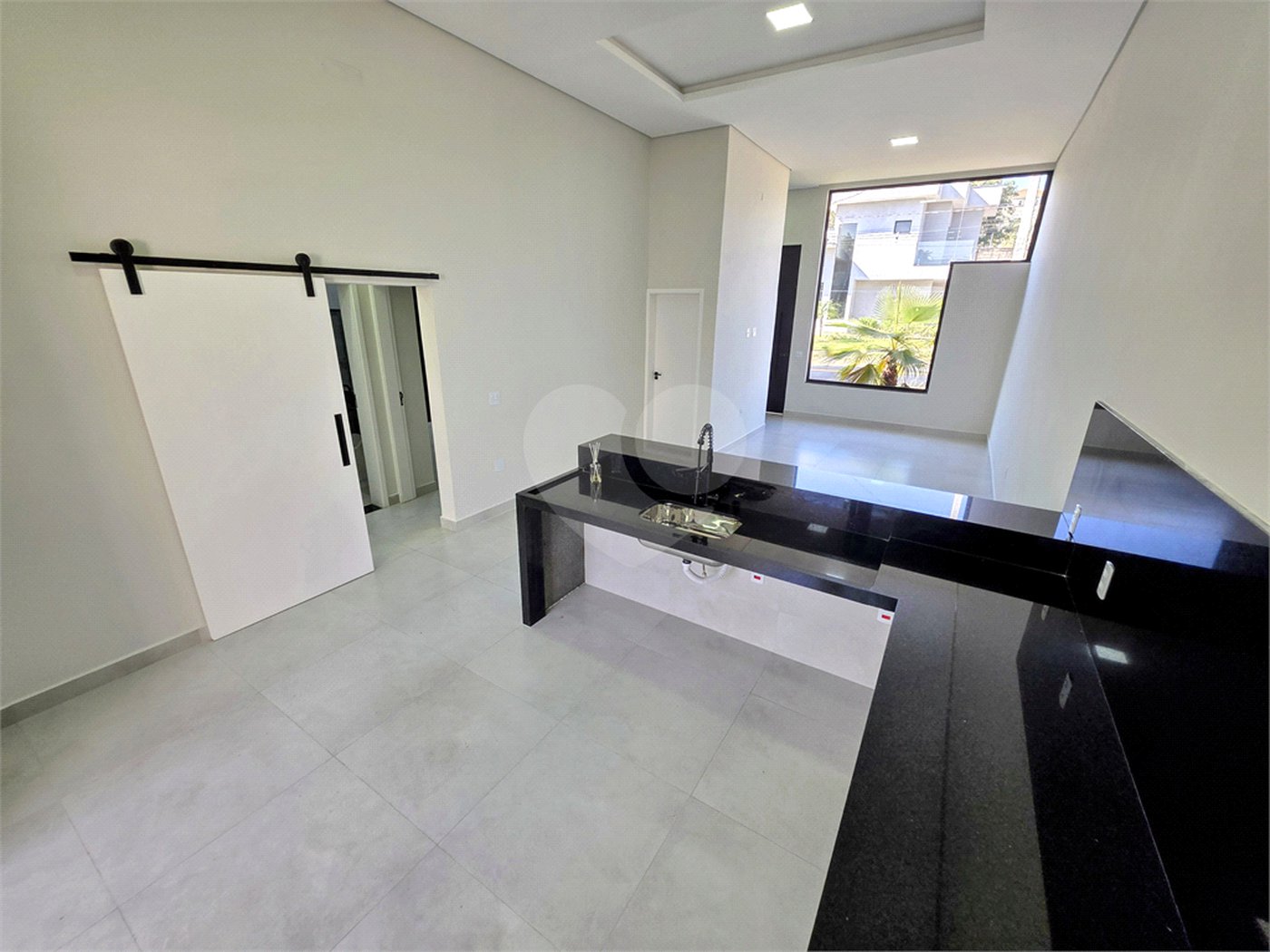 Casa à venda com 3 quartos, sendo 1 suíte, no condomínio Golden Park Residence, Sorocaba - SP