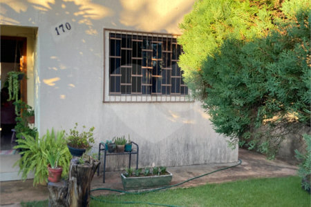 Casa à venda com 3 quartos em Parque dos Ipês I, Ponta Porã, MS