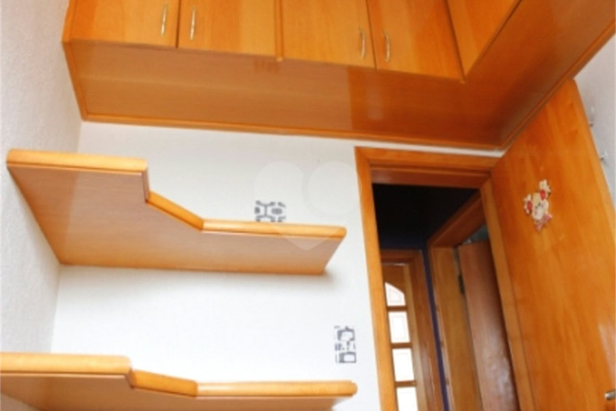 Apartamento 03 Dorm 02 Banheiros 01 Vaga na Saúde para Venda.