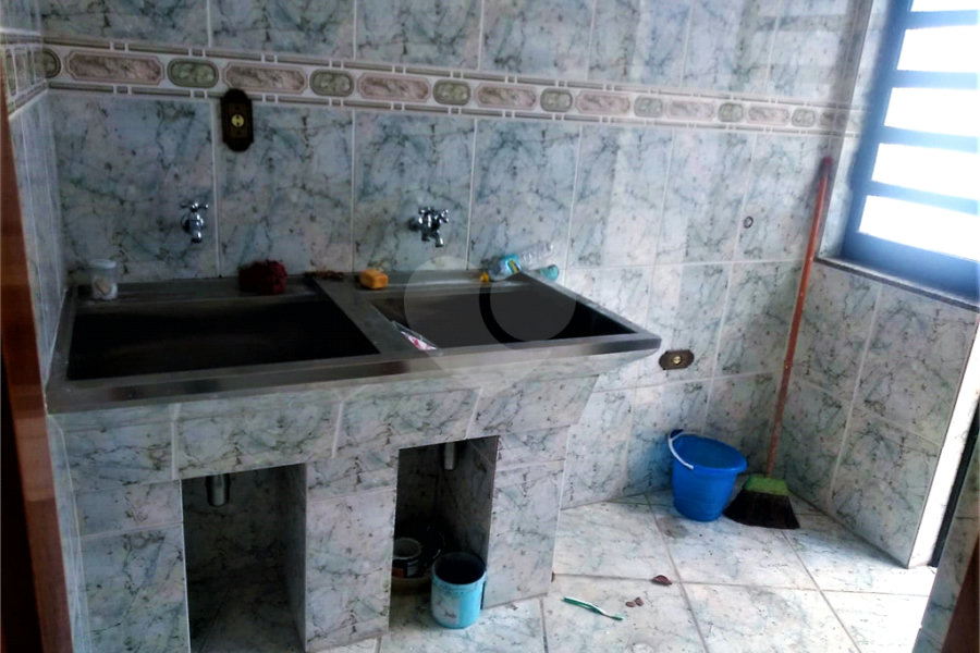 Sobrado à venda com 3 suítes em Jardim Leonor Mendes de Barros, São Paulo, SP