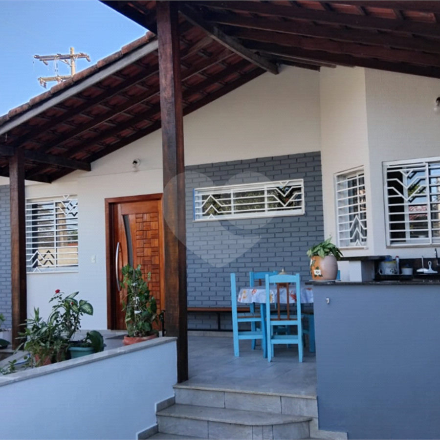 Casa à venda com 3 quartos, sendo 1 suíte, em Parque Ouro Fino, Sorocaba, SP