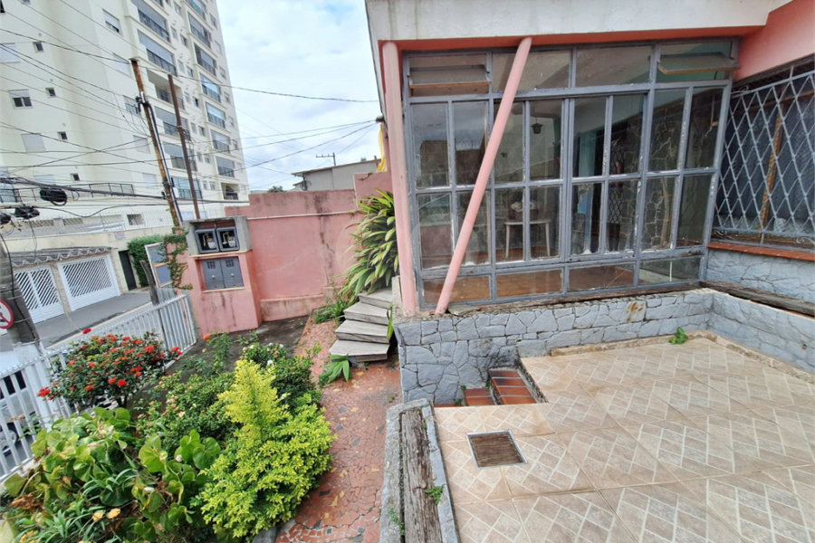 Casa Térrea à venda com 5 quartos, sendo 3 suítes,  em Vila Mazzei, São Paulo, SP