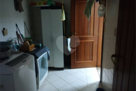 Casa à venda com 4 quartos, sendo 2 suítes,  no condomínio Acmti - Colinas do Mosteiro, Terras de Itaici e Recanto dos Pássaros, Indaiatuba - SP