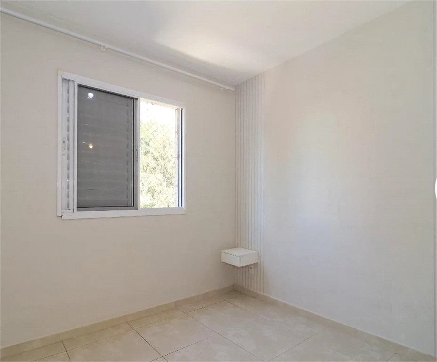 Apartamento à venda com 3 quartos, sendo 1 suíte, em Parque Reboucas, São Paulo, SP