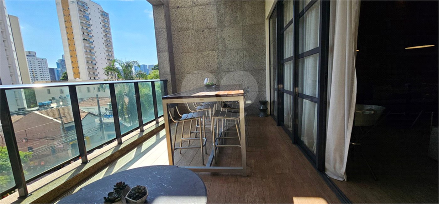 Apartamento Itaim Bibi São Paulo Vista Espetacular em Andar Alto com Varanda