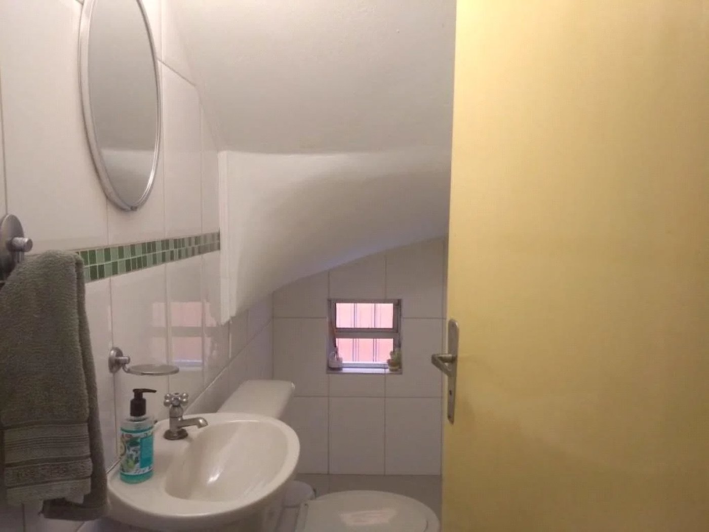 Casa à venda com 3 quartos, sendo 1 suíte,  em Parque Ipê, São Paulo, SP