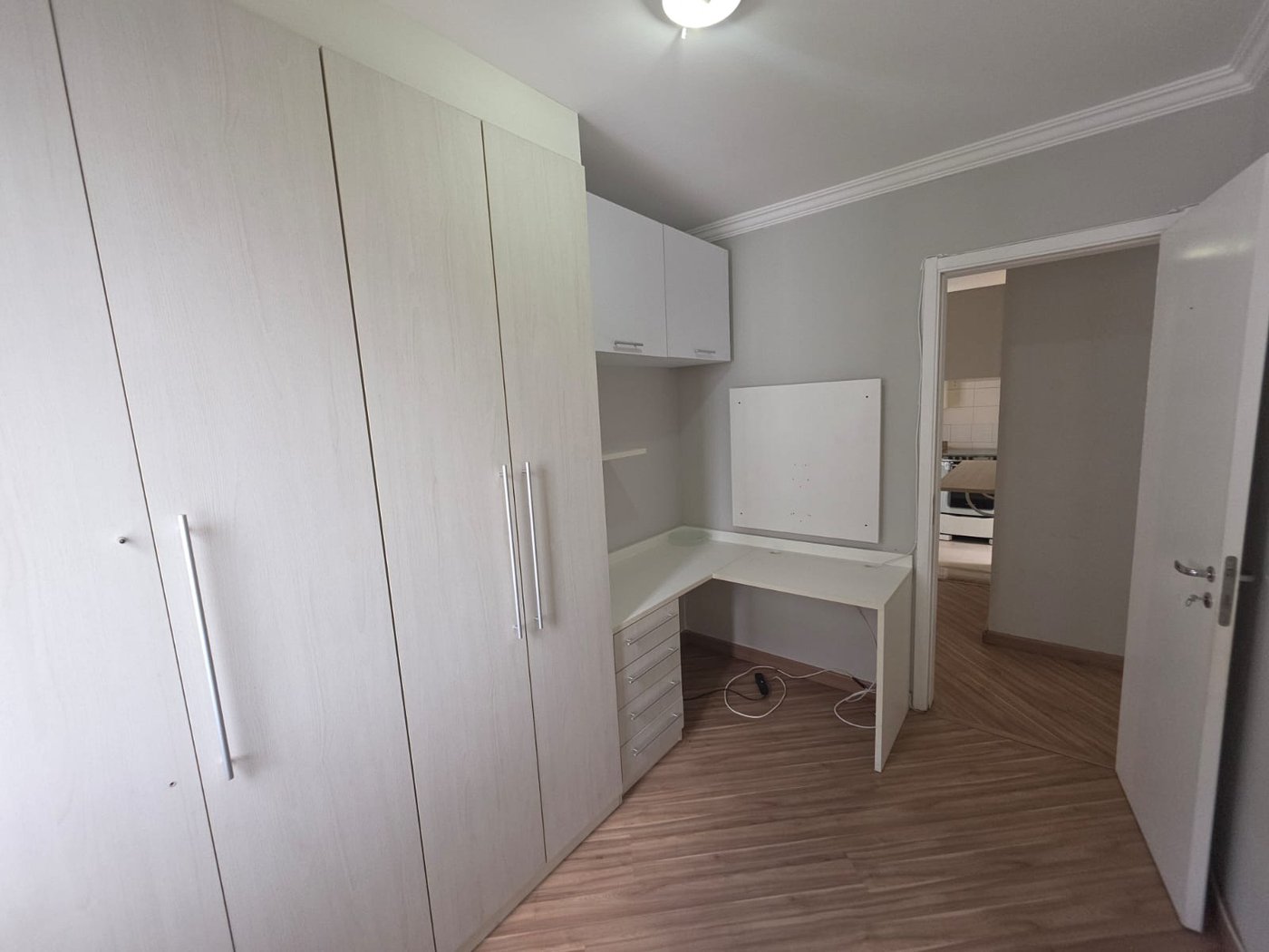 Apartamento à venda com 3 quartos, sendo 1 suíte, em Vila Augusta, Guarulhos, SP